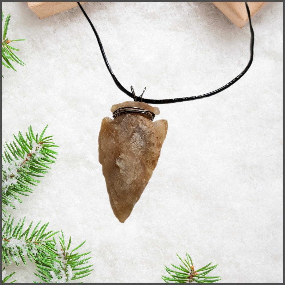 Natural Stone Hand Knapped Arrowhead with Black Cord Necklace. NWOT